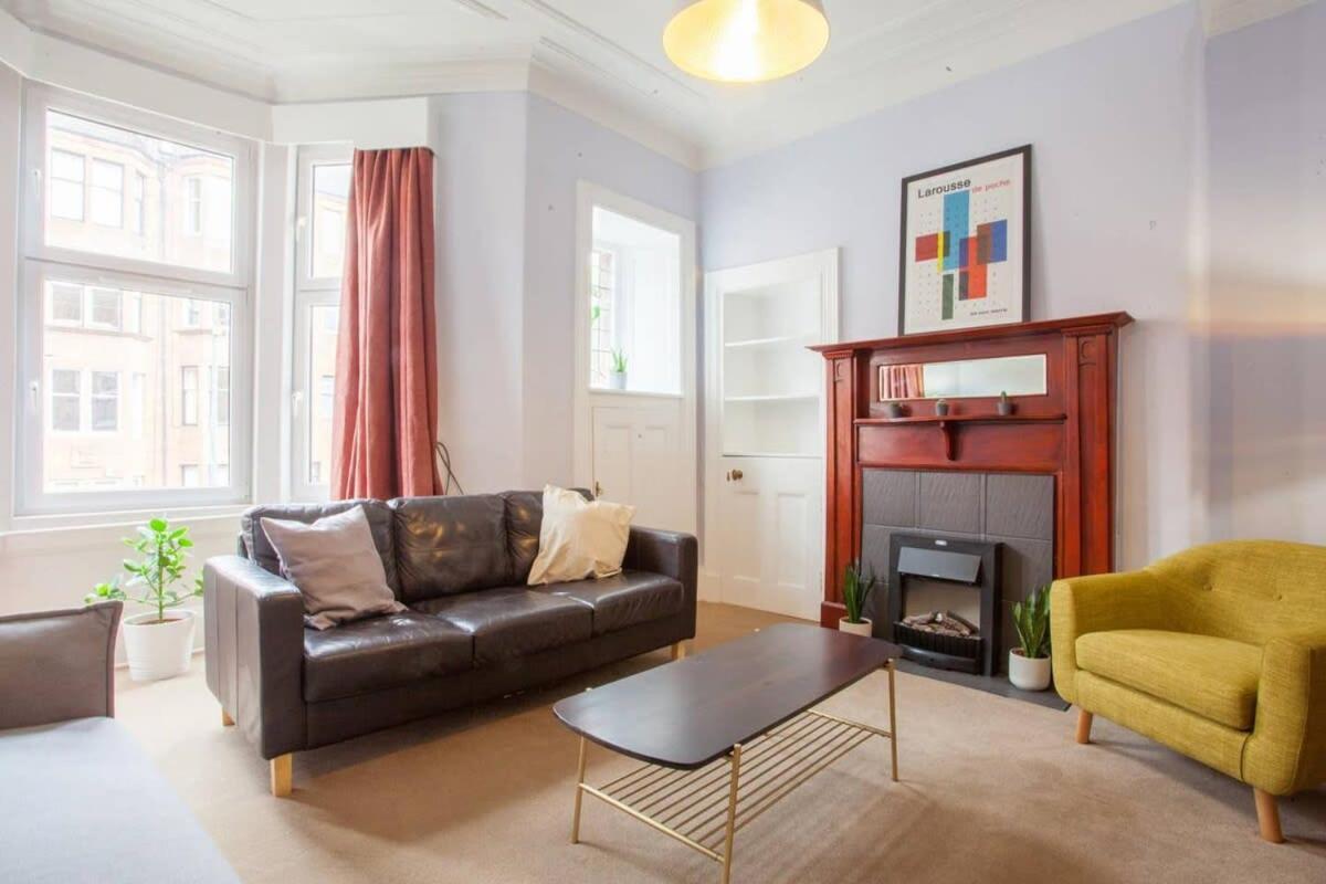 Modern, Light-Filled And Sleek West End Apartment Glasgow Exteriör bild